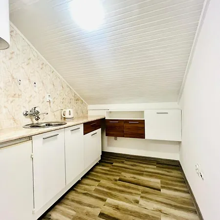 Grape Vine Apartment Surčin