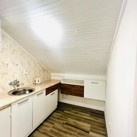 Grape Vine Apartment