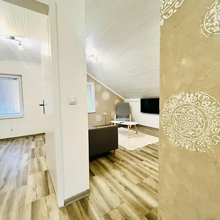 Grape Vine Apartment Surčin