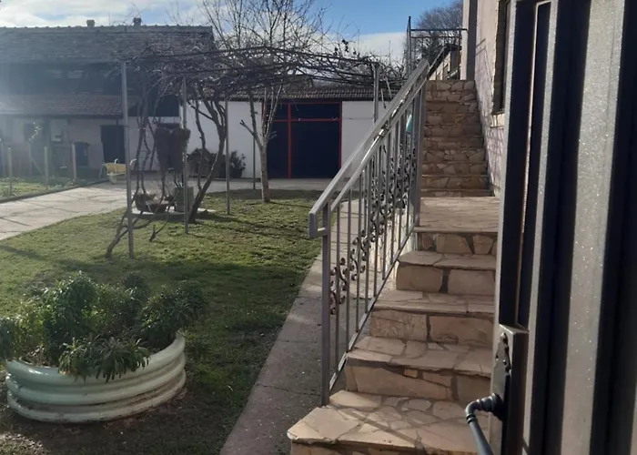 Grape Vine 아파트 *