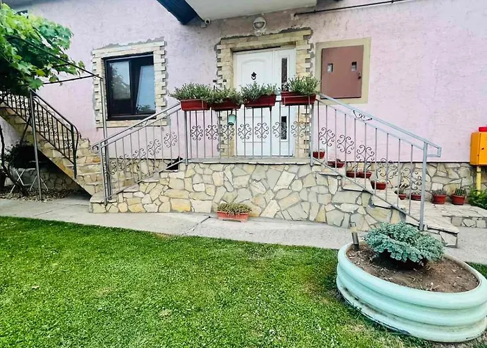 Grape Vine 아파트 Surčin